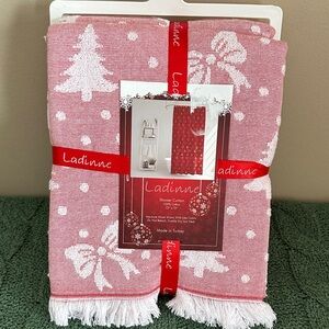 Ladinne Holiday Christmas Tree Shower Curtain Red Bow NEW!
